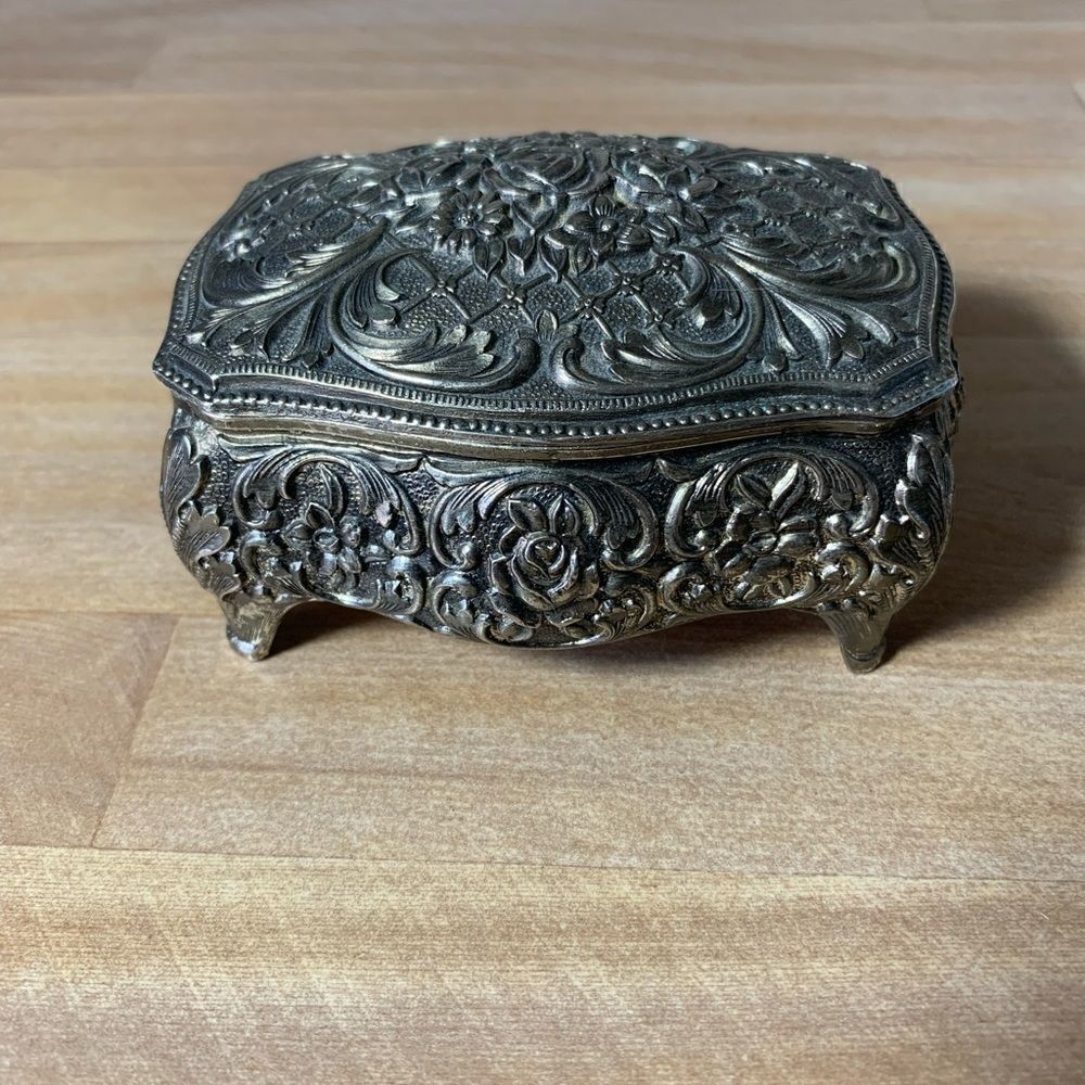 VINTAGE Silver Plate jewelry box